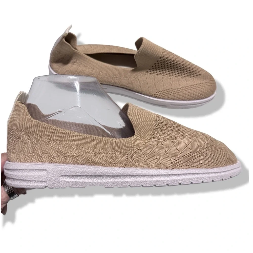 Unbranded Tan Mesh Knit Slip On Sneakers Lightweight Walking Shoes US 10